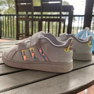 Toddler Girl Adidas Shoes (Size 6)